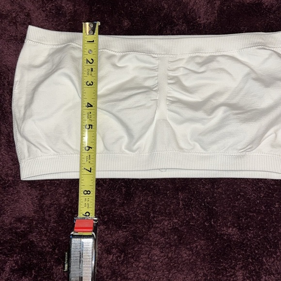 Ambrielle pull on style with smooth and seamless comfort bandeau bra large NWT - Picture 4 of 5